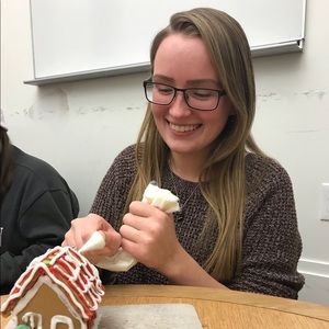 Meet your Posher, Anna